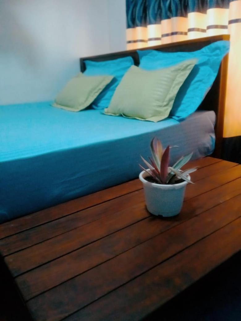 Impress Holiday Home Anuradhapura Bagian luar foto